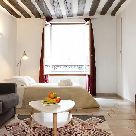 Private Studio - Louvre - Saint Honore *